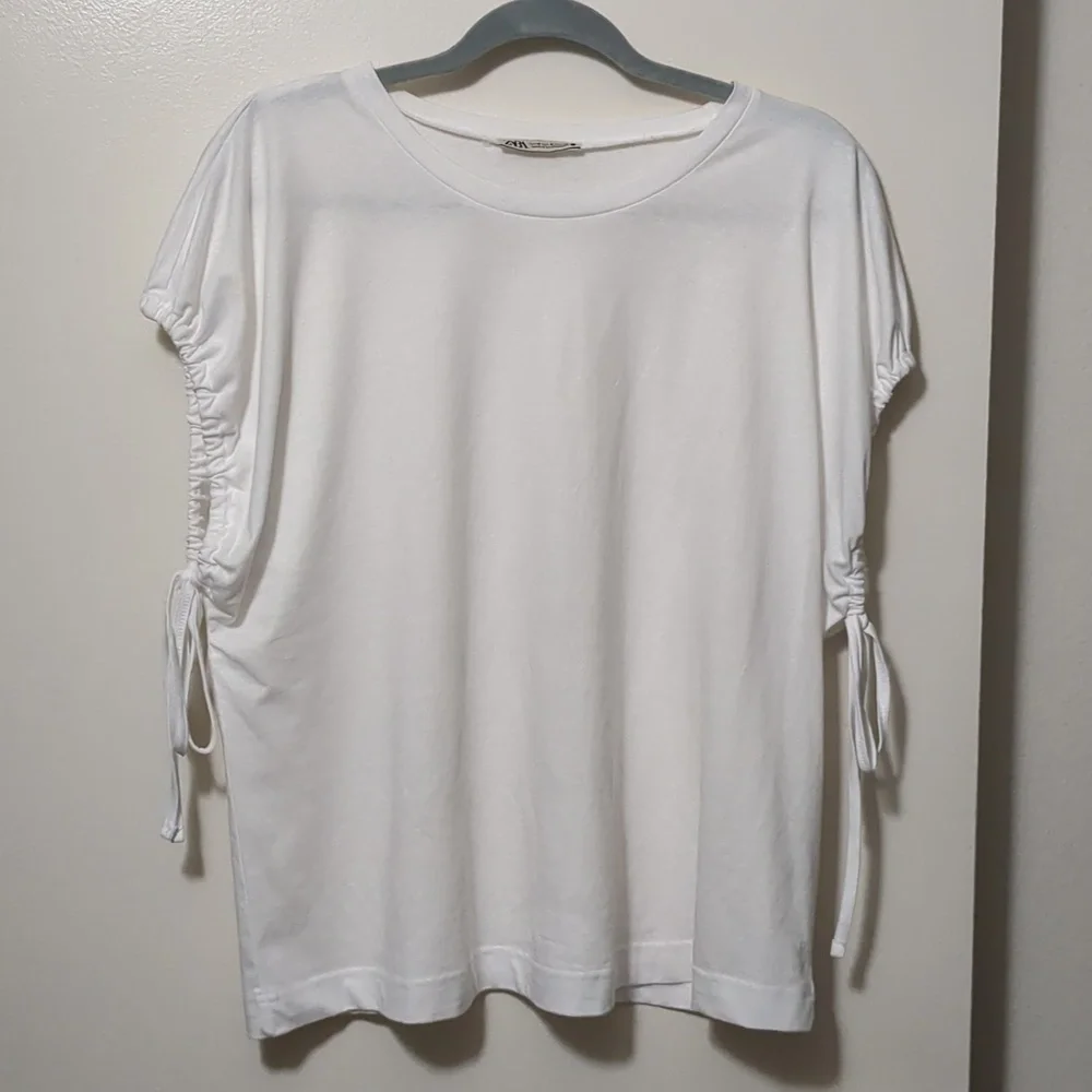 Zara Top - Picture 1 of 6